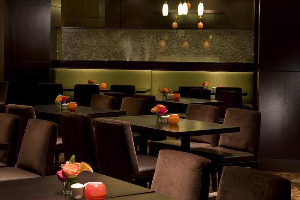 Hilton Garden Inn Minneapolis Downtown Restaurante foto