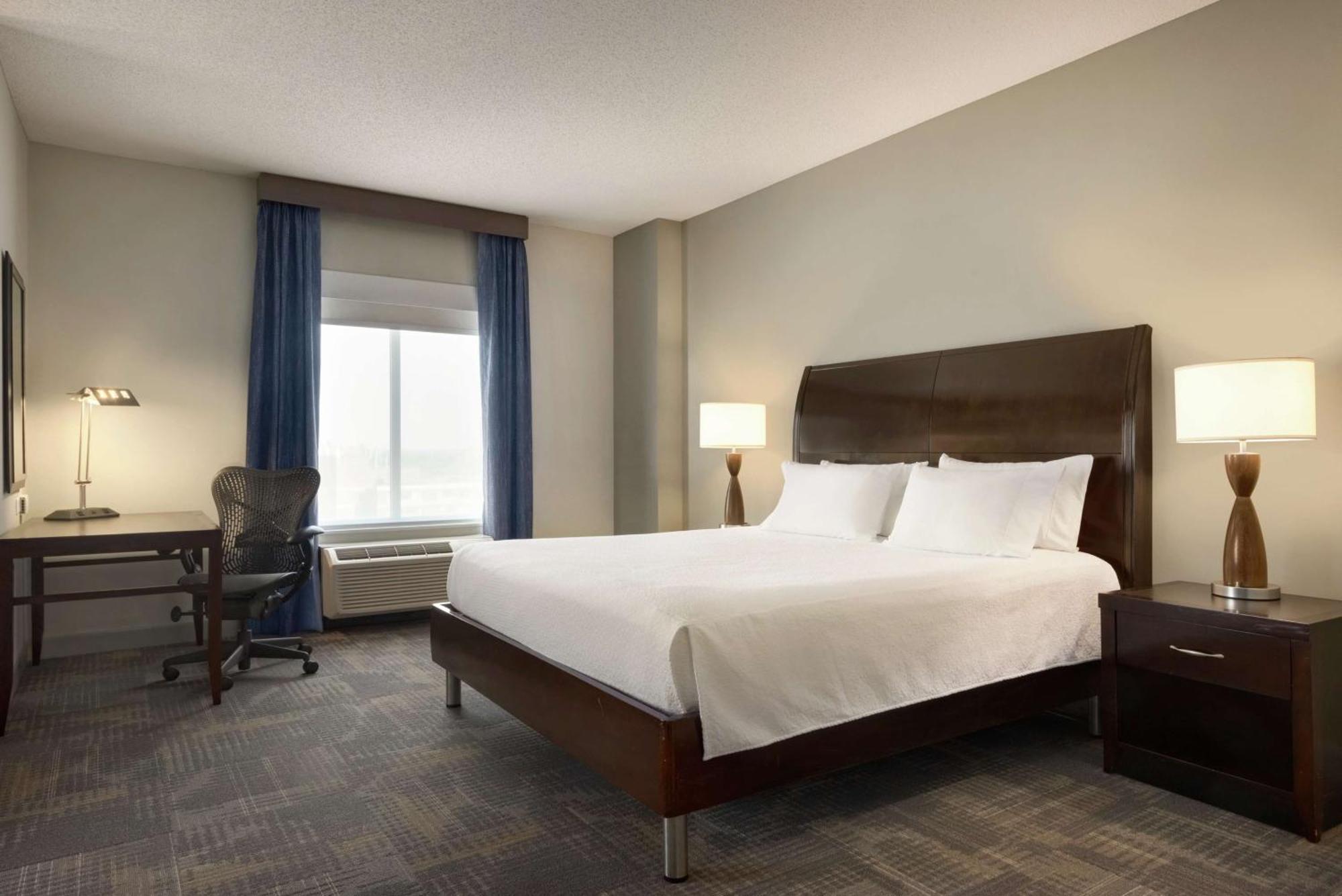 Hilton Garden Inn Minneapolis Downtown Exterior foto
